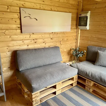 Ferienhaushaelfte 